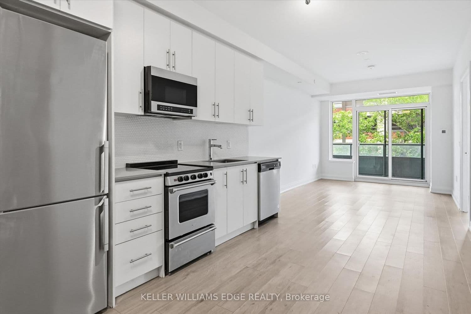 212 King Street E, Unit 418 thumbnail 7