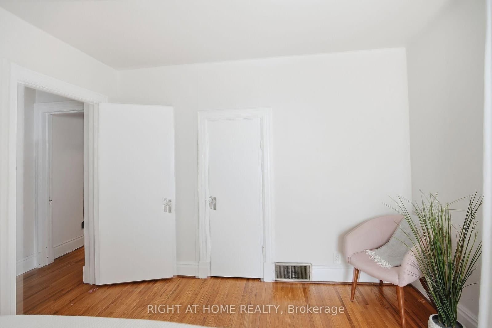 57 ROSEBERY Place thumbnail 28
