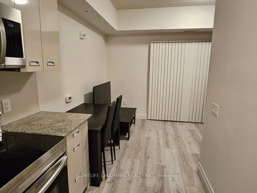652 Princess Street, Unit 307 thumbnail 2