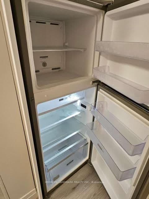 652 Princess Street, Unit 307 thumbnail 5