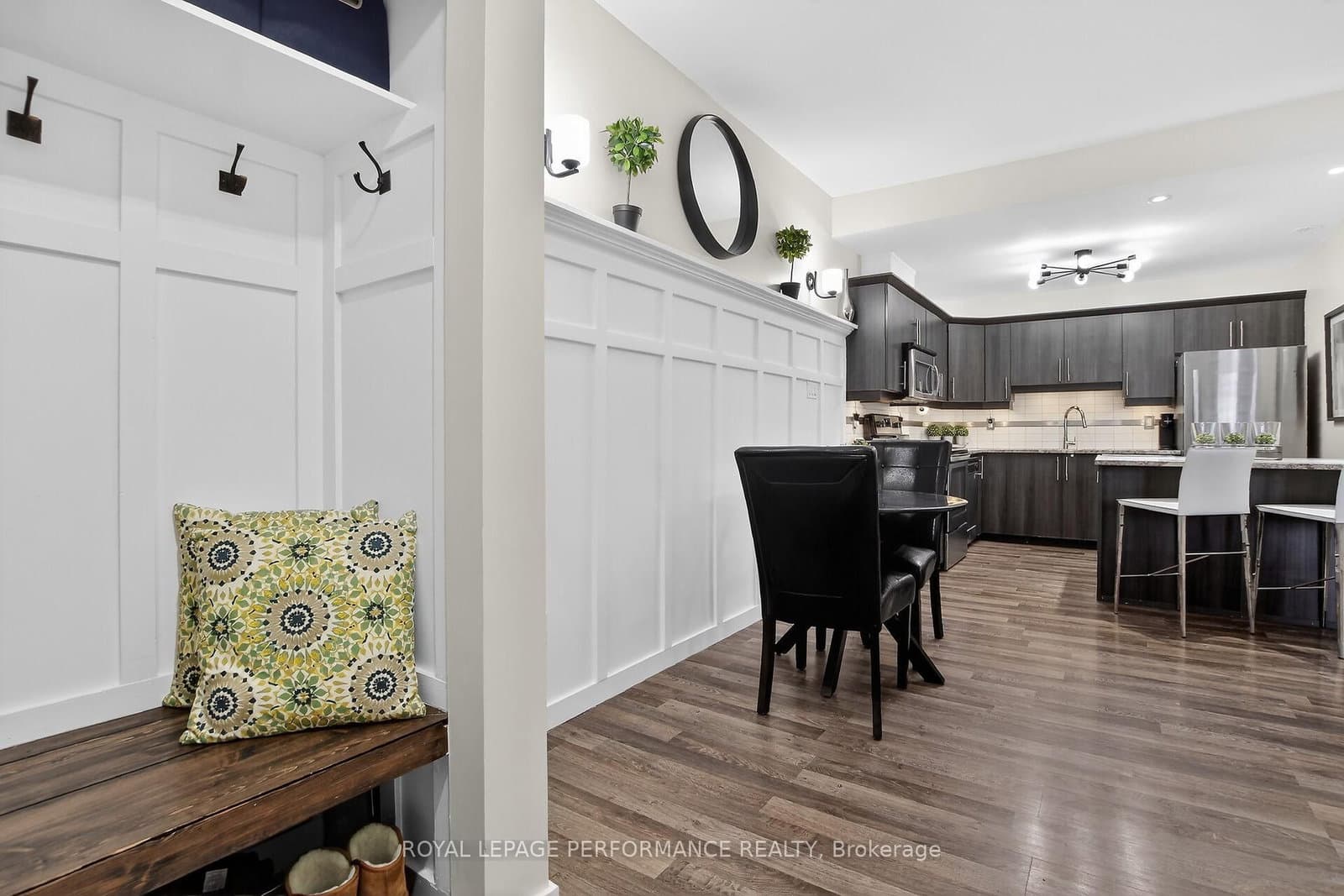 135 Harthill Way, Unit B thumbnail 5
