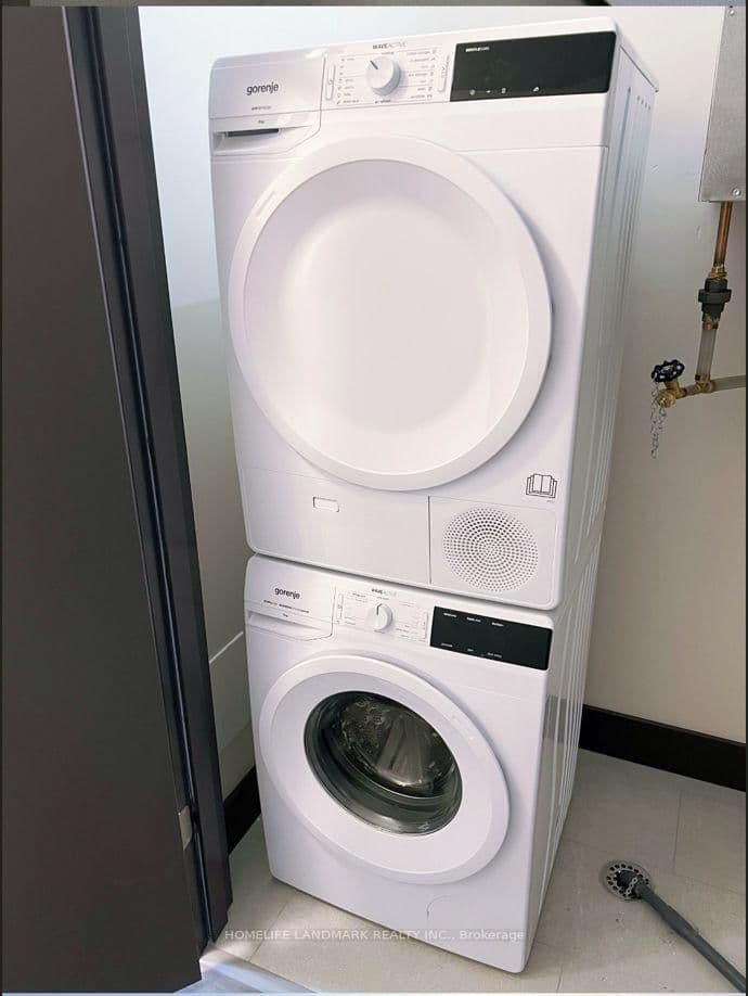 121 King Street E, Unit 607 thumbnail 9