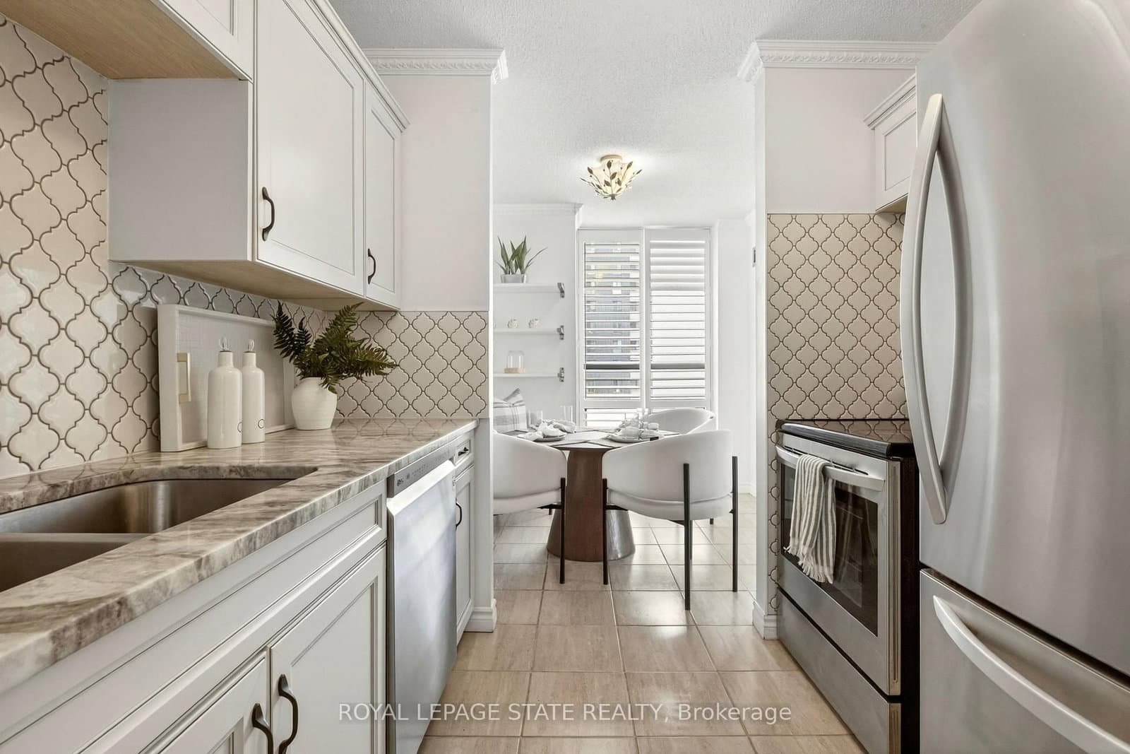 222 Jackson Street W, Unit 1003 thumbnail 28