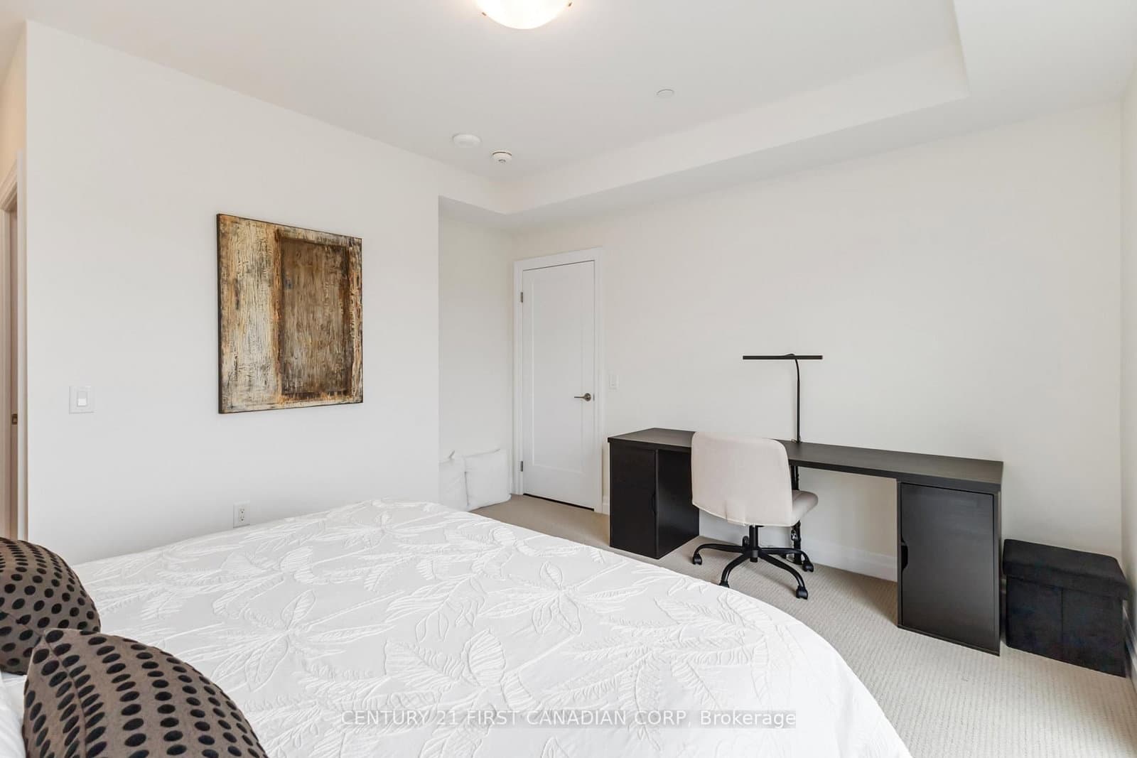 505 Talbot Street, Unit 809 thumbnail 21