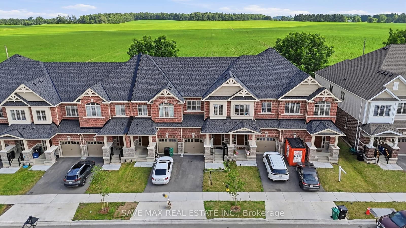 216 Broadacre Drive thumbnail 2