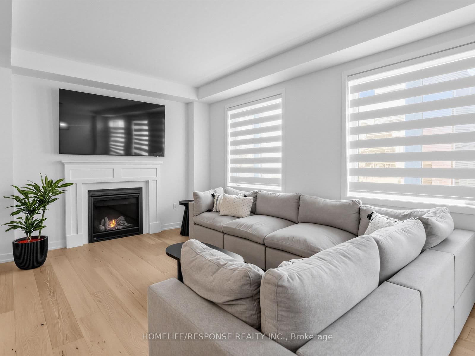 13 Stanley Leitch Drive thumbnail 14
