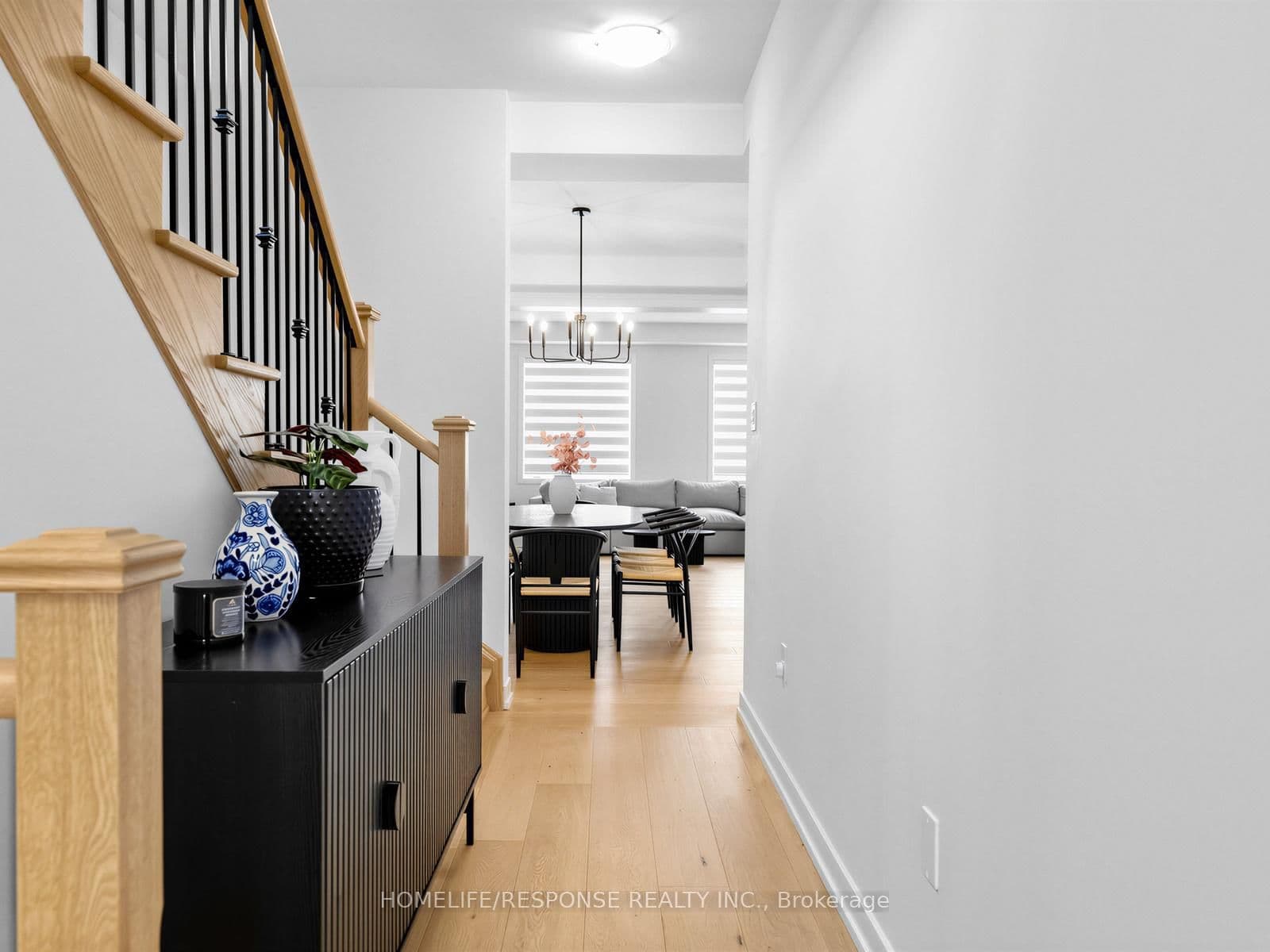 13 Stanley Leitch Drive thumbnail 4