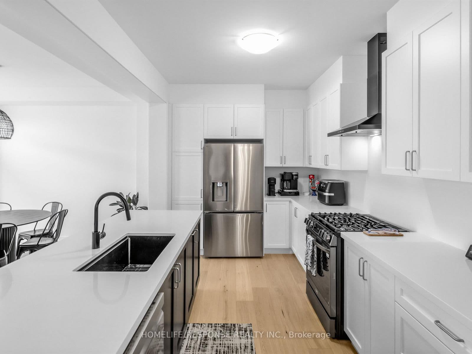 13 Stanley Leitch Drive thumbnail 8