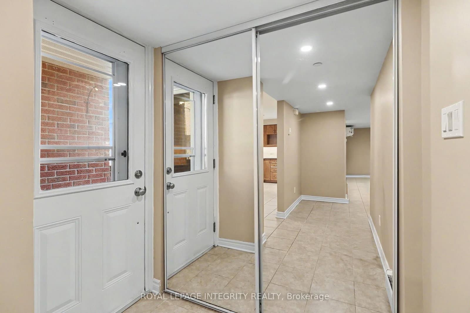 403 Stratas Circuit, Unit 26 thumbnail 4