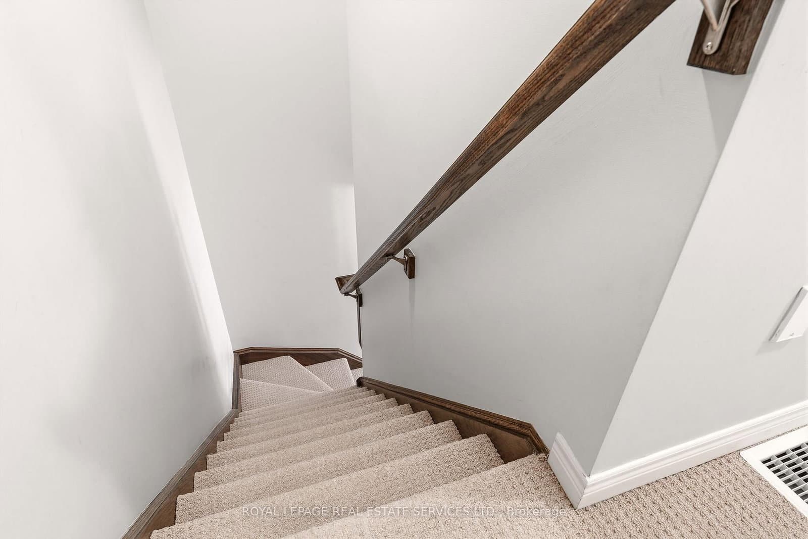 310 Fall Fair Way, Unit 39 thumbnail 33