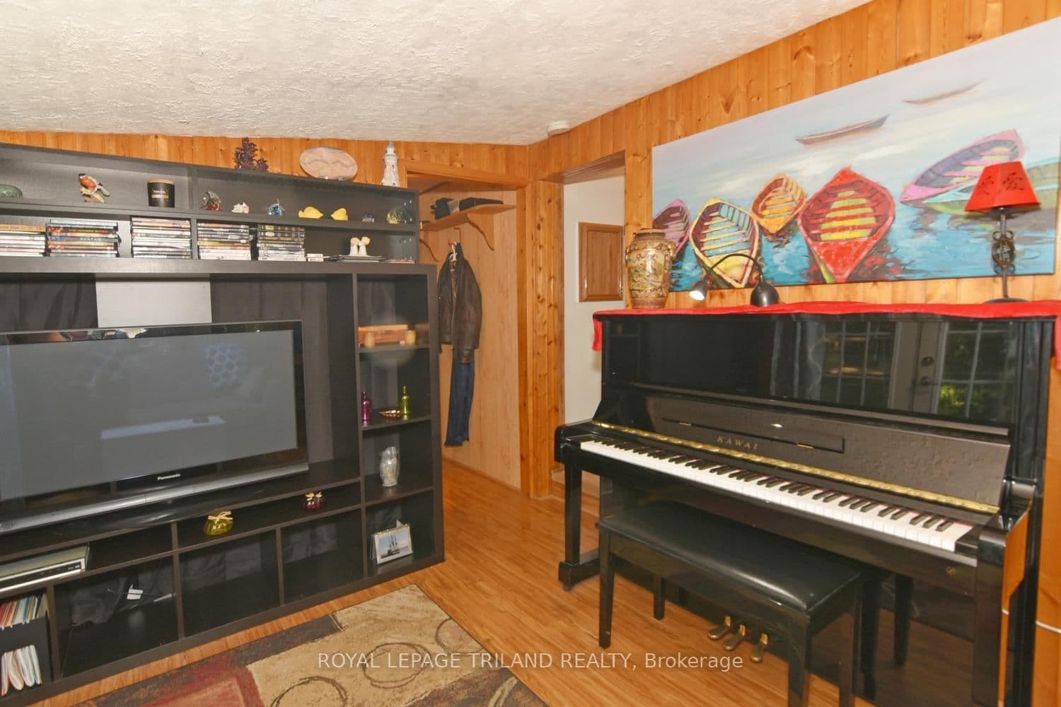 9910 Northville Crescent, Unit B11 thumbnail 10