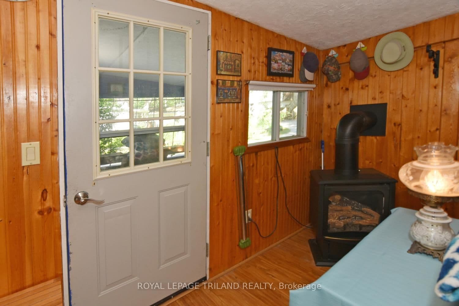 9910 Northville Crescent, Unit B11 thumbnail 7