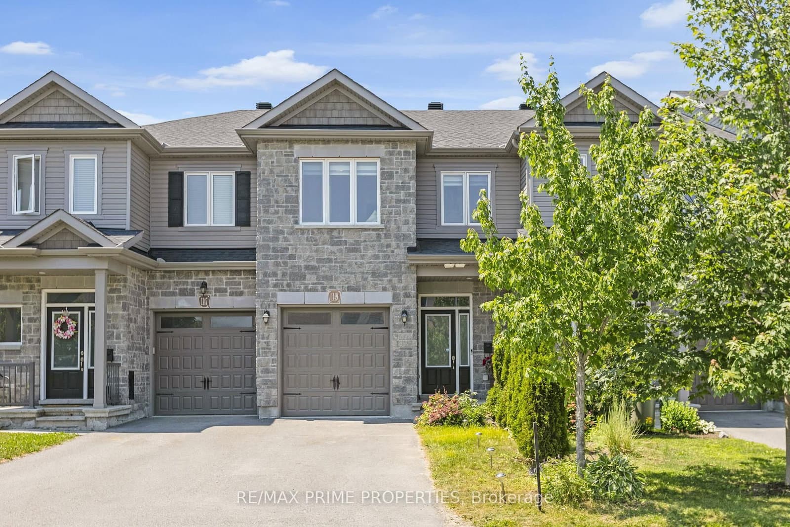 1149 Beckett Crescent - Image 1