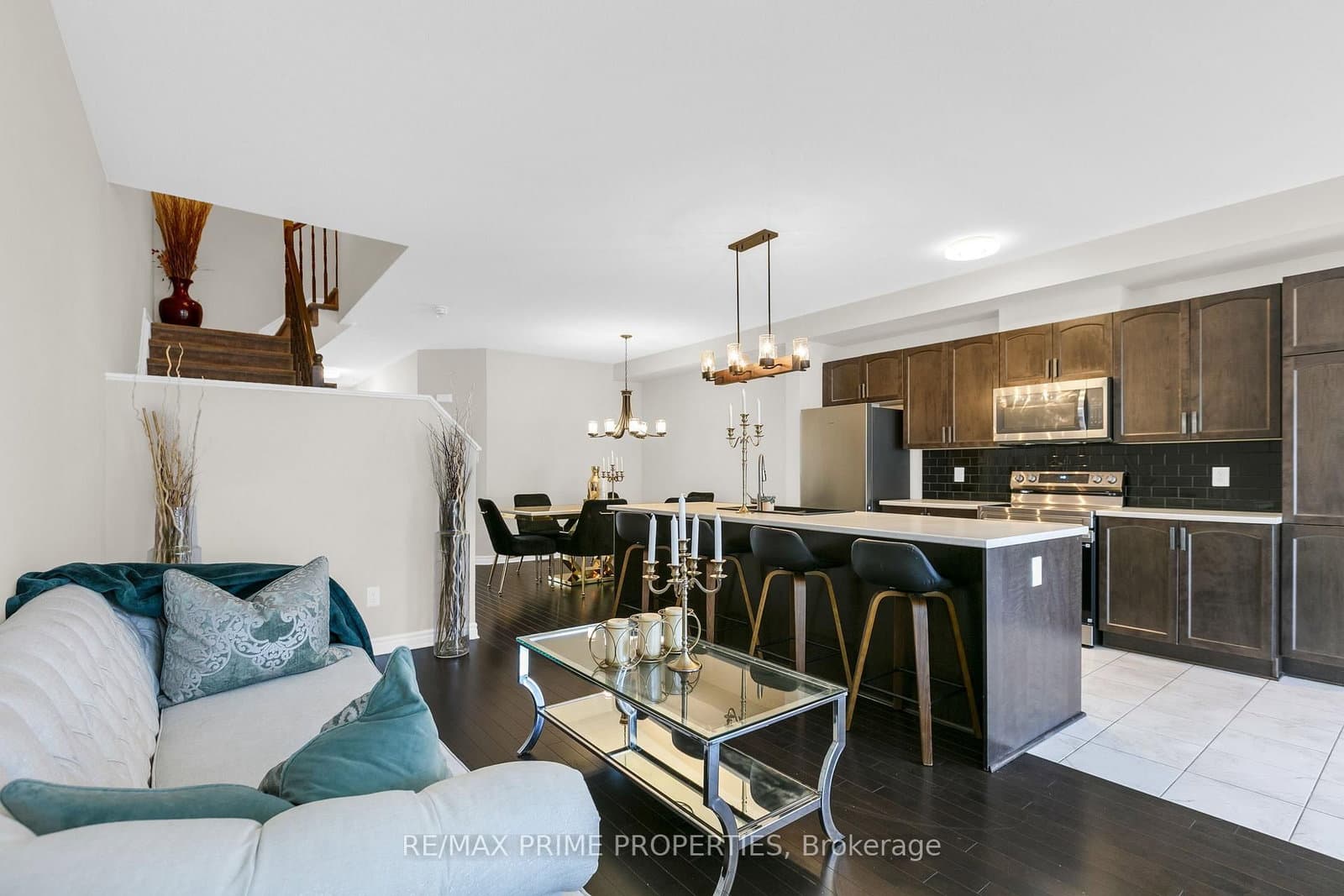 1149 Beckett Crescent thumbnail 12