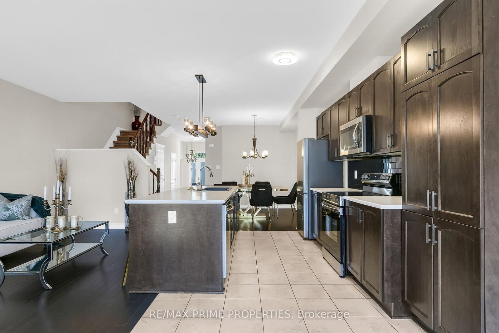 1149 Beckett Crescent thumbnail 16