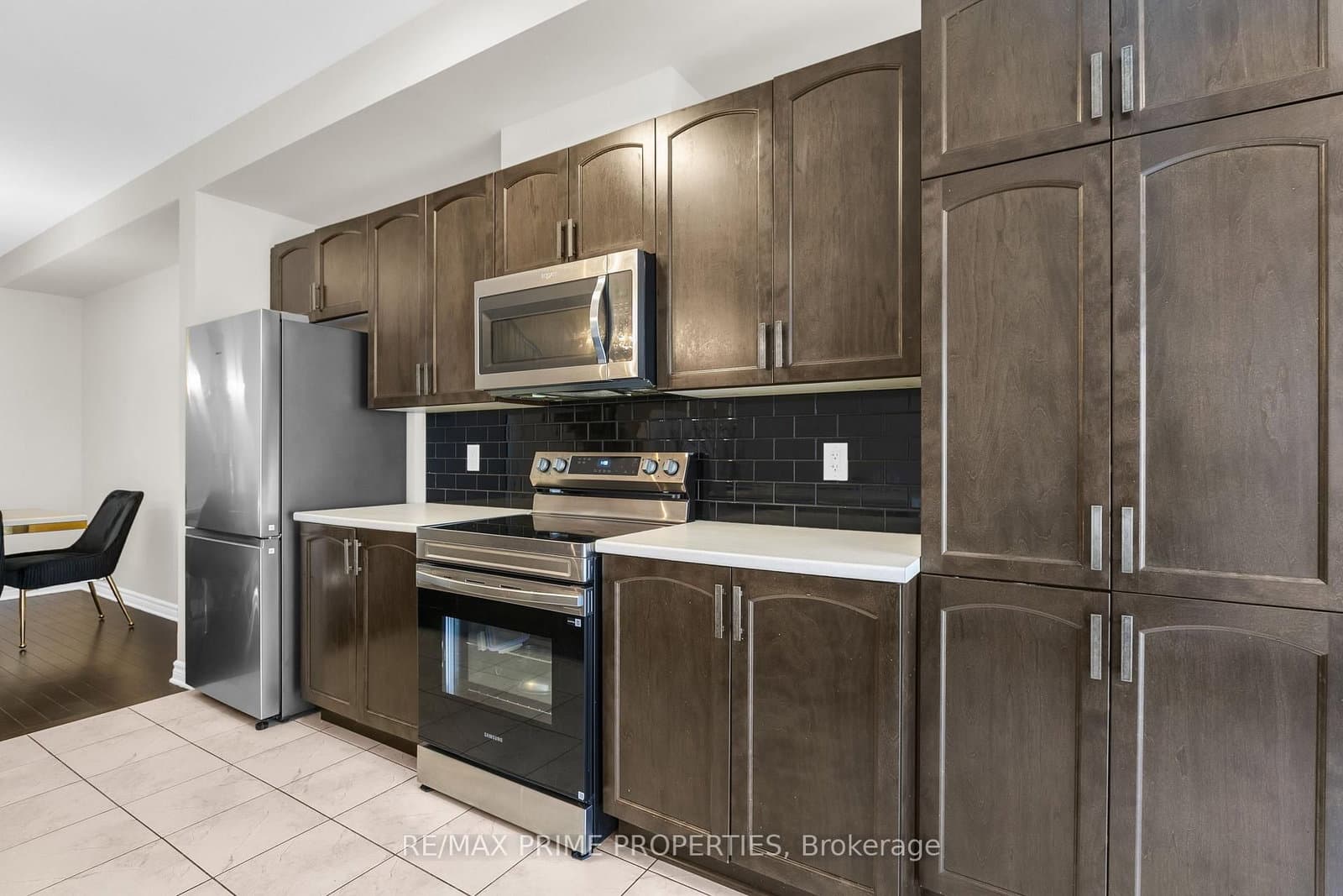 1149 Beckett Crescent thumbnail 19