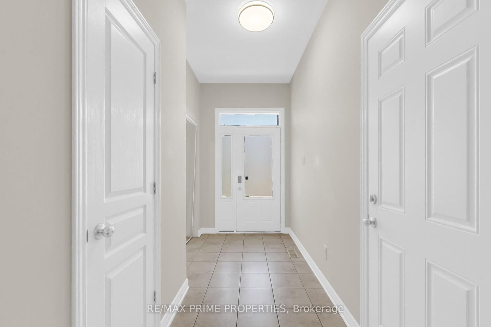 1149 Beckett Crescent thumbnail 2