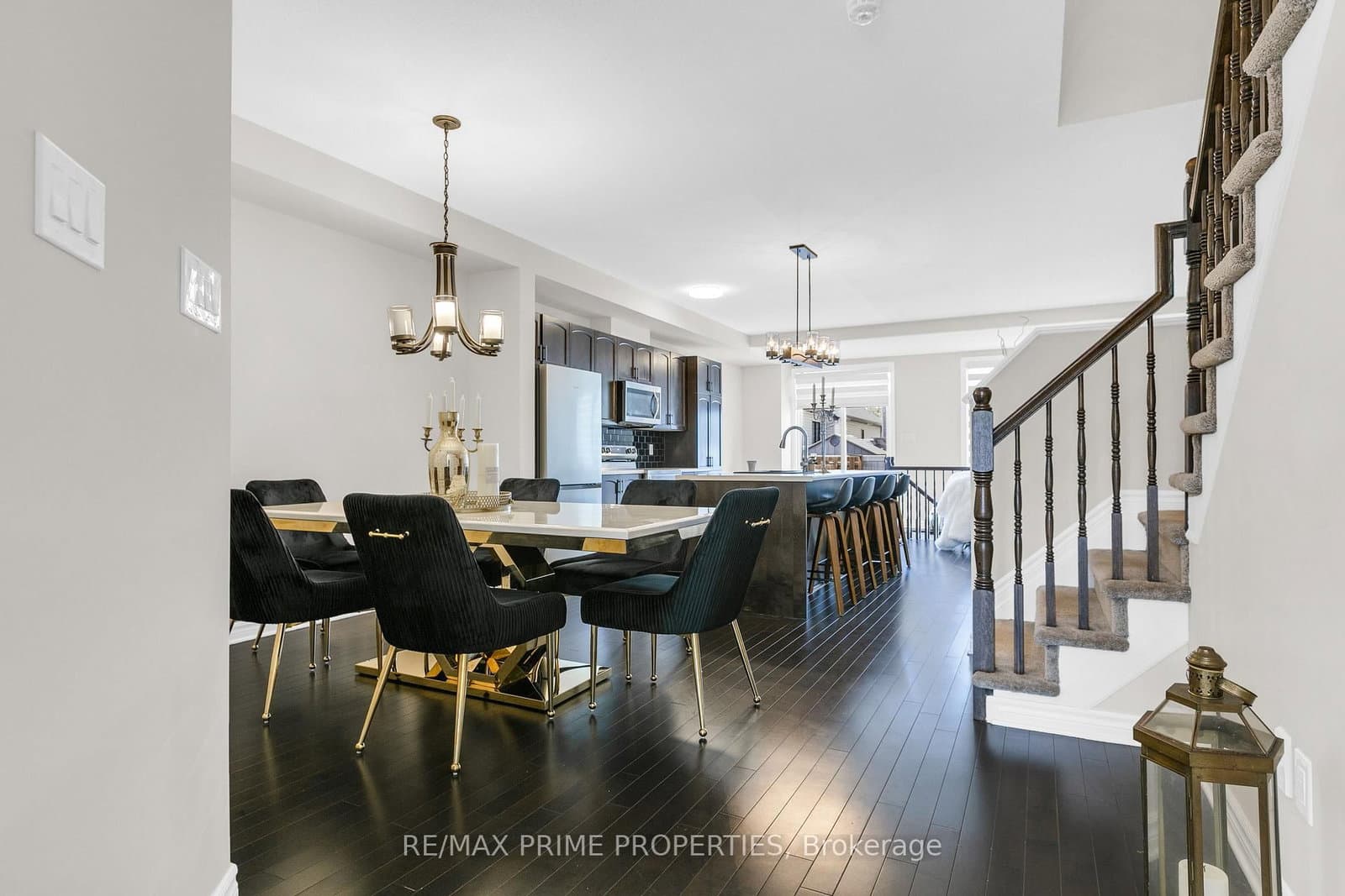 1149 Beckett Crescent thumbnail 4