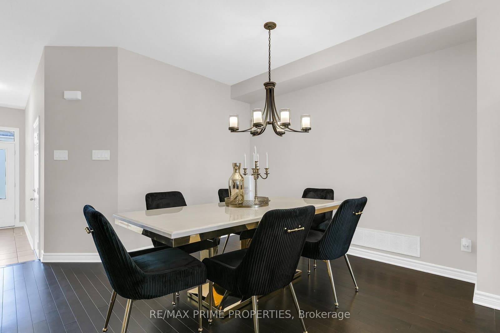 1149 Beckett Crescent thumbnail 6