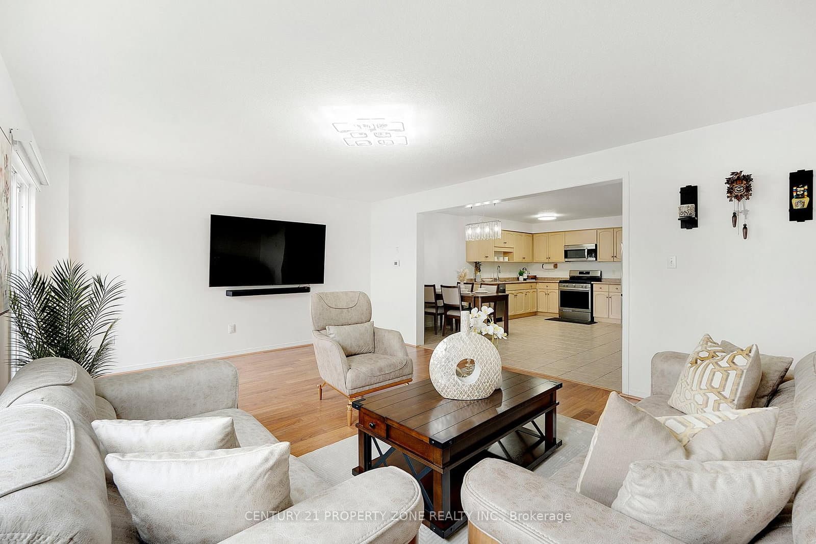 210 DAWN Avenue, Unit 35 thumbnail 16