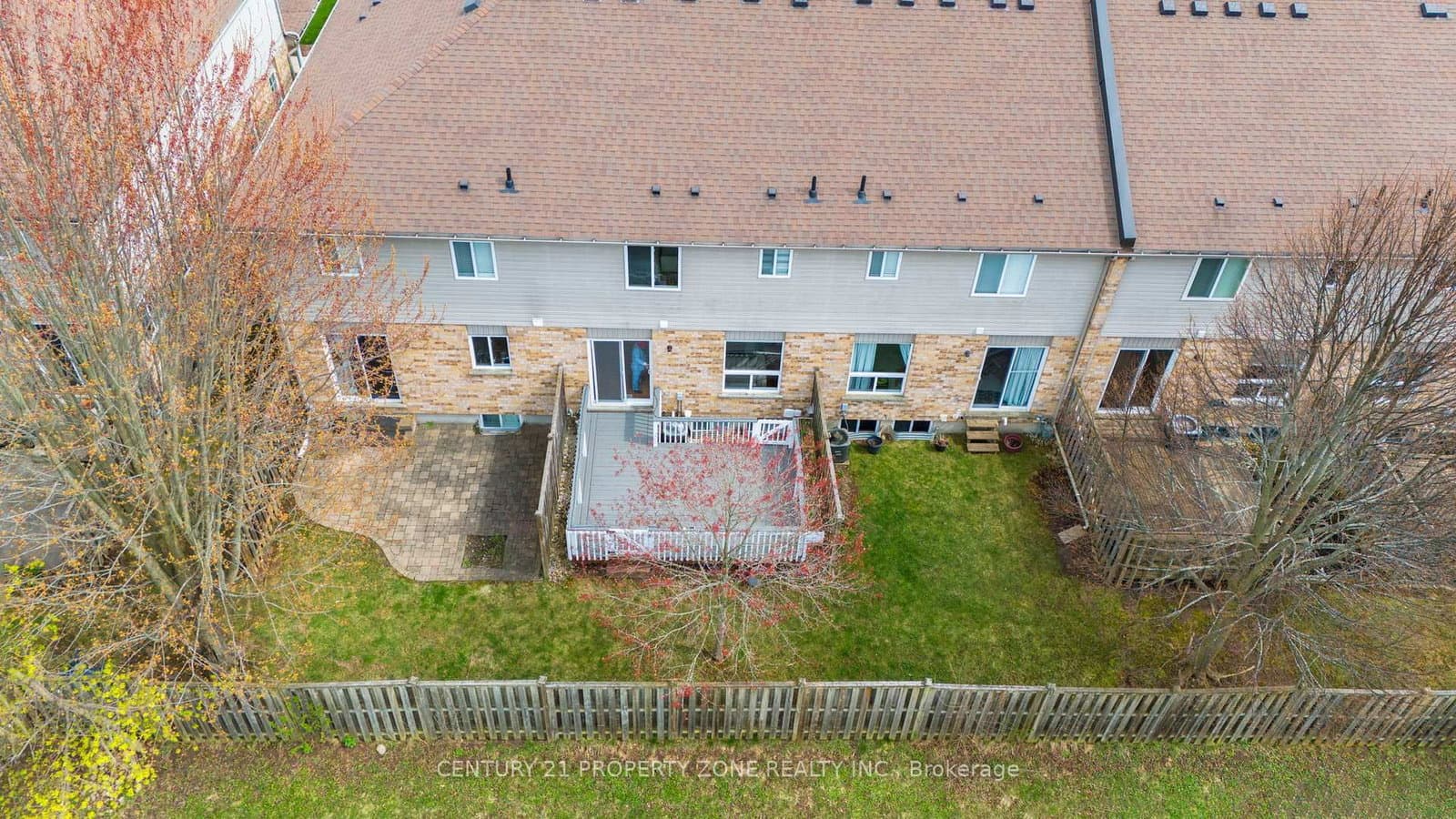 210 DAWN Avenue, Unit 35 thumbnail 3
