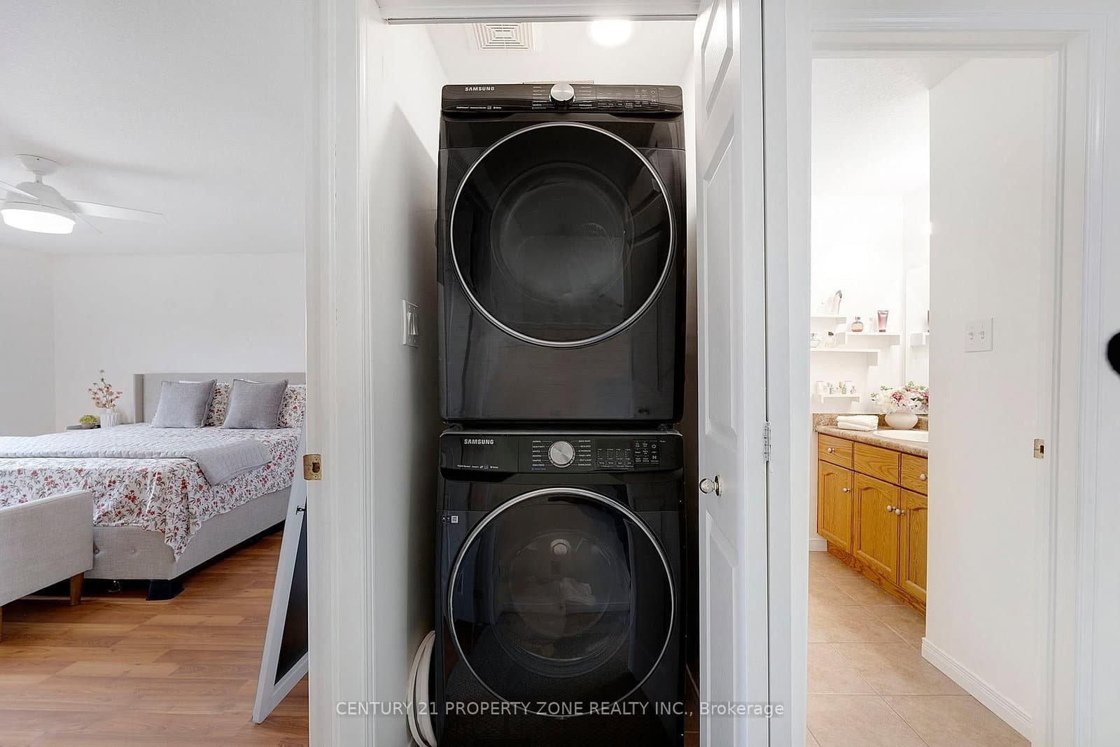 210 DAWN Avenue, Unit 35 thumbnail 34