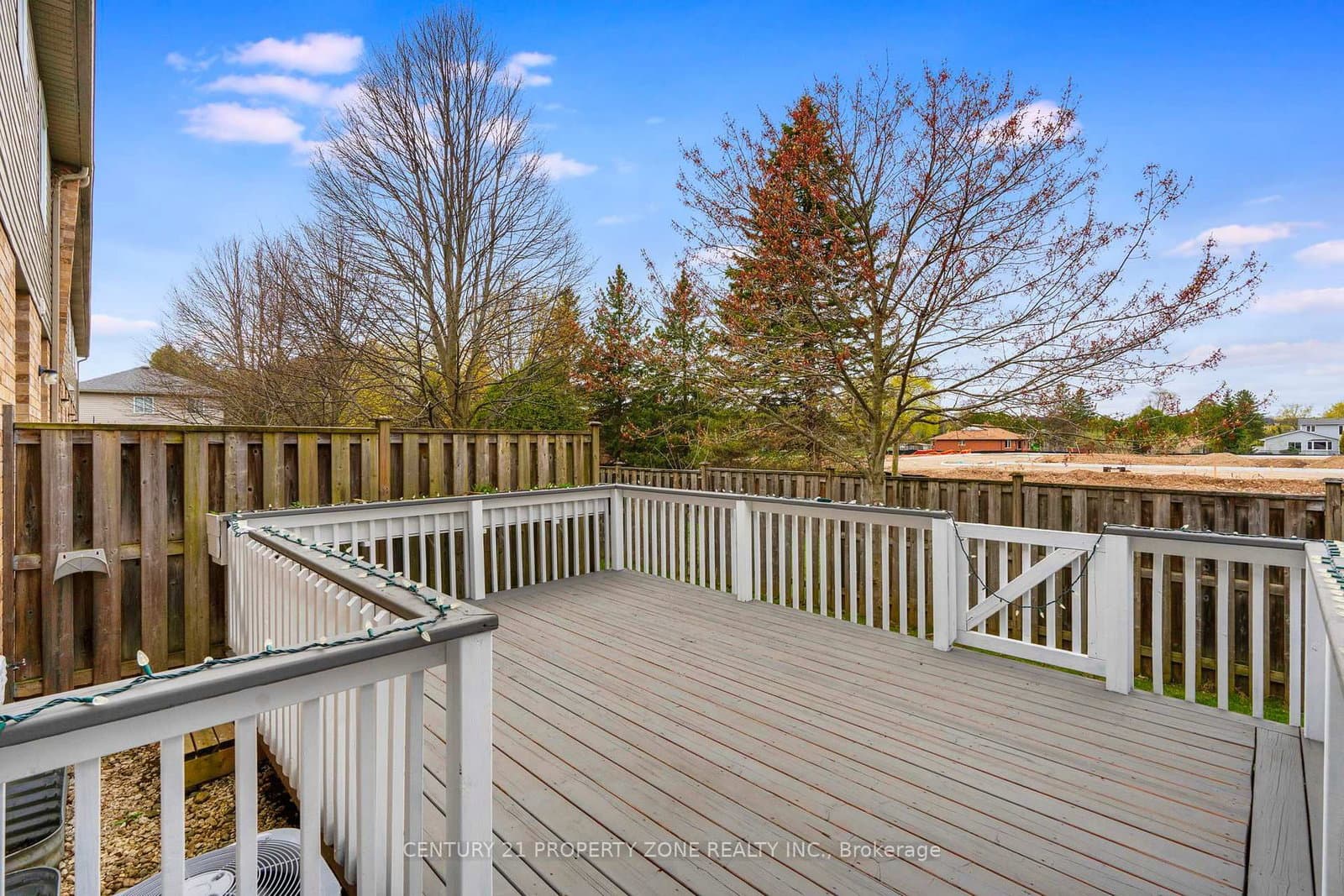 210 DAWN Avenue, Unit 35 thumbnail 35