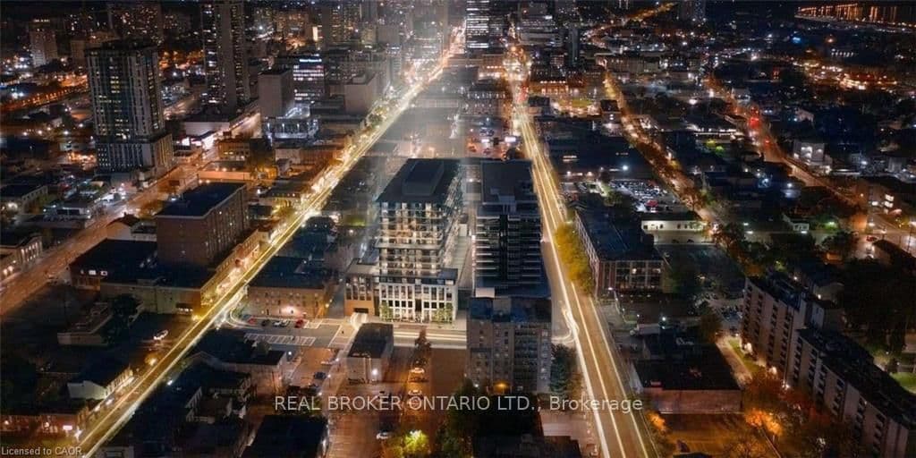 1 Jarvis Street E, Unit 922 thumbnail 17