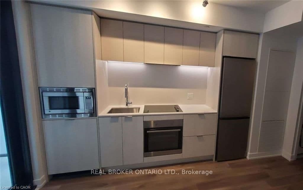 1 Jarvis Street E, Unit 922 thumbnail 6