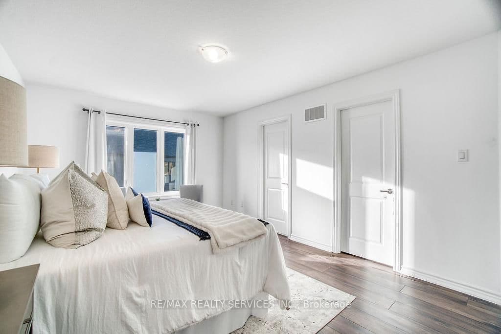 9 Copeman Avenue thumbnail 23