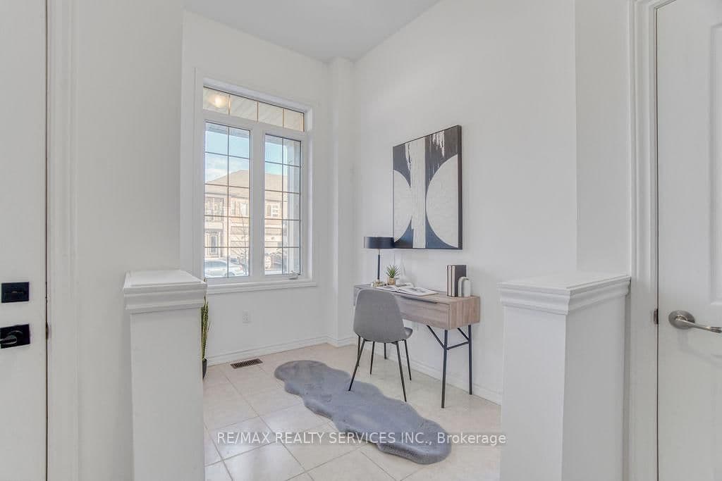 9 Copeman Avenue thumbnail 4