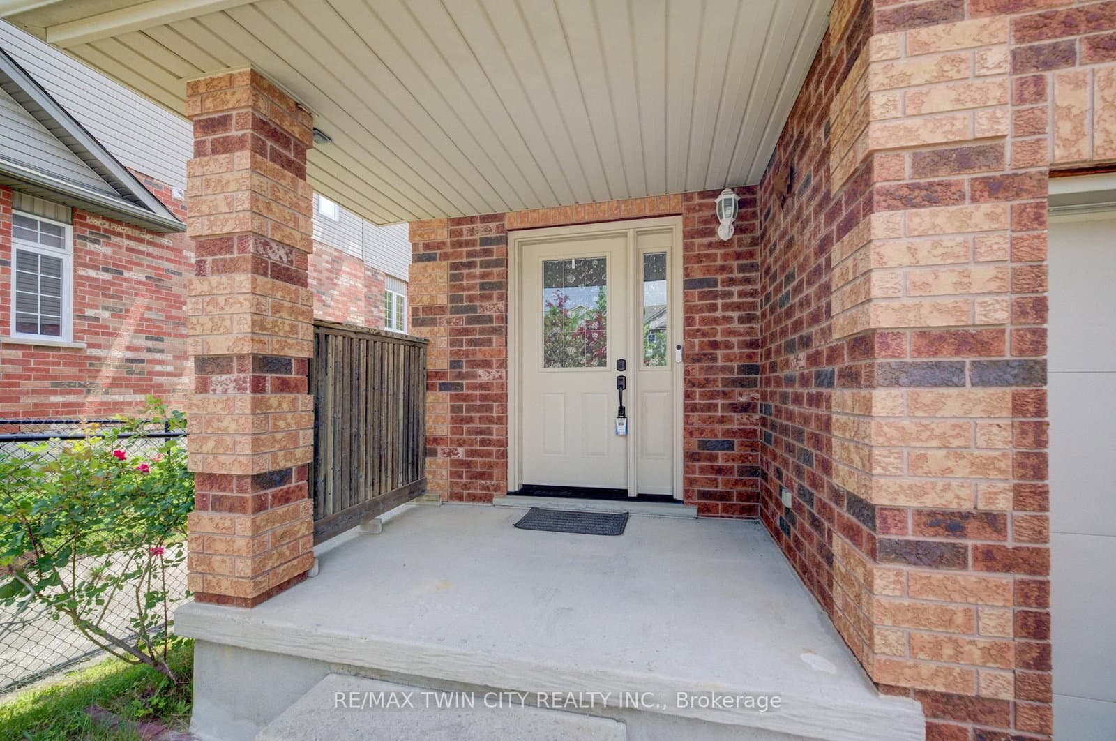 569 Violet Street thumbnail 2