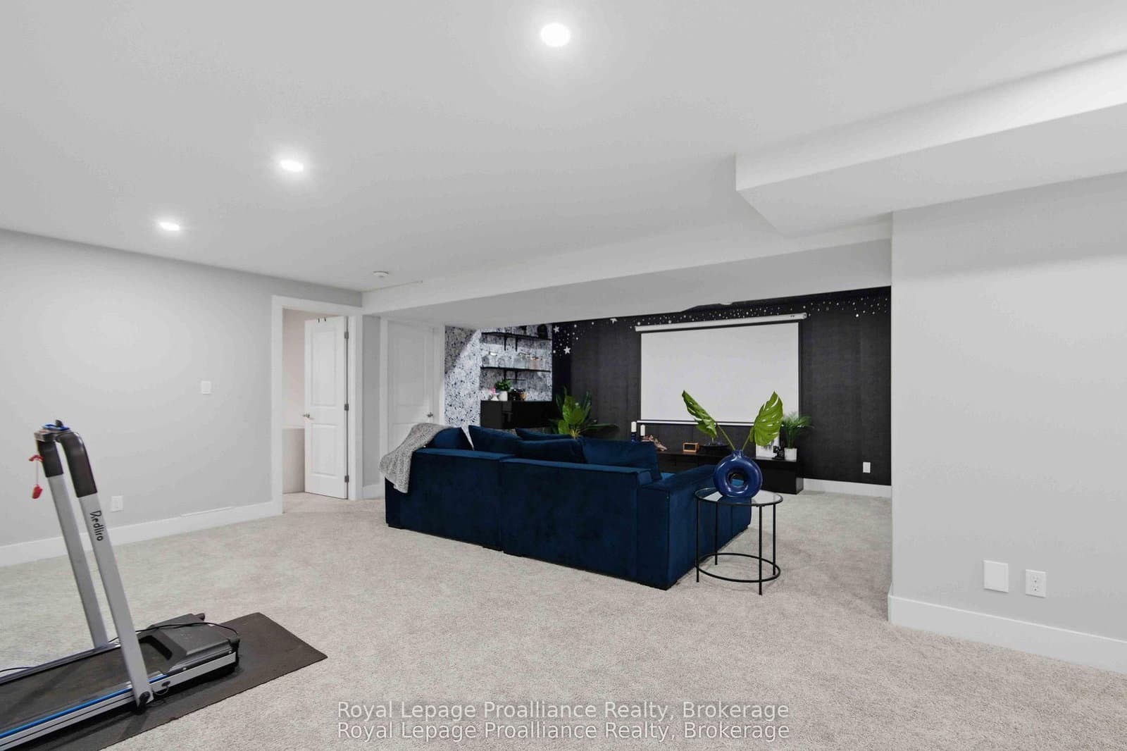24 Buchanan Avenue thumbnail 20