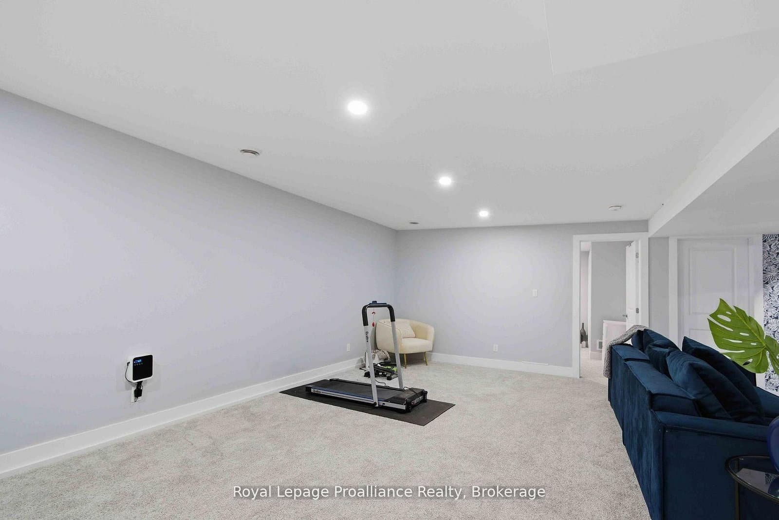 24 Buchanan Avenue thumbnail 21