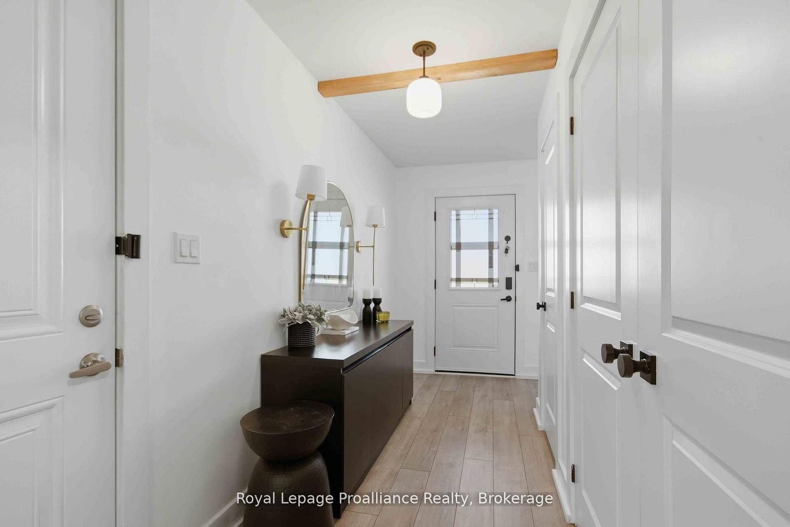 24 Buchanan Avenue thumbnail 5