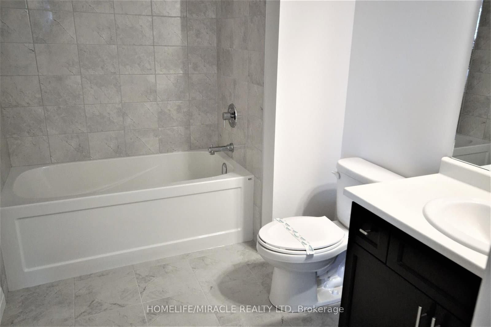 30 Times Square Boulevard, Unit 159 thumbnail 22