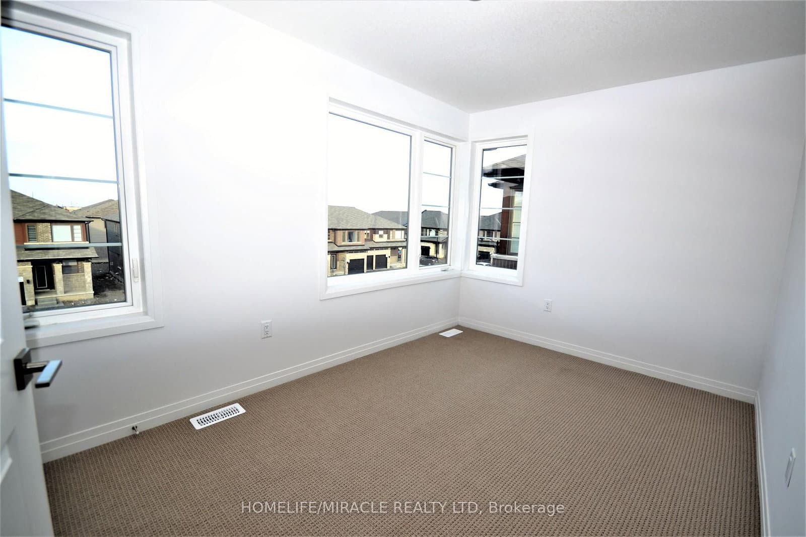 30 Times Square Boulevard, Unit 159 thumbnail 23