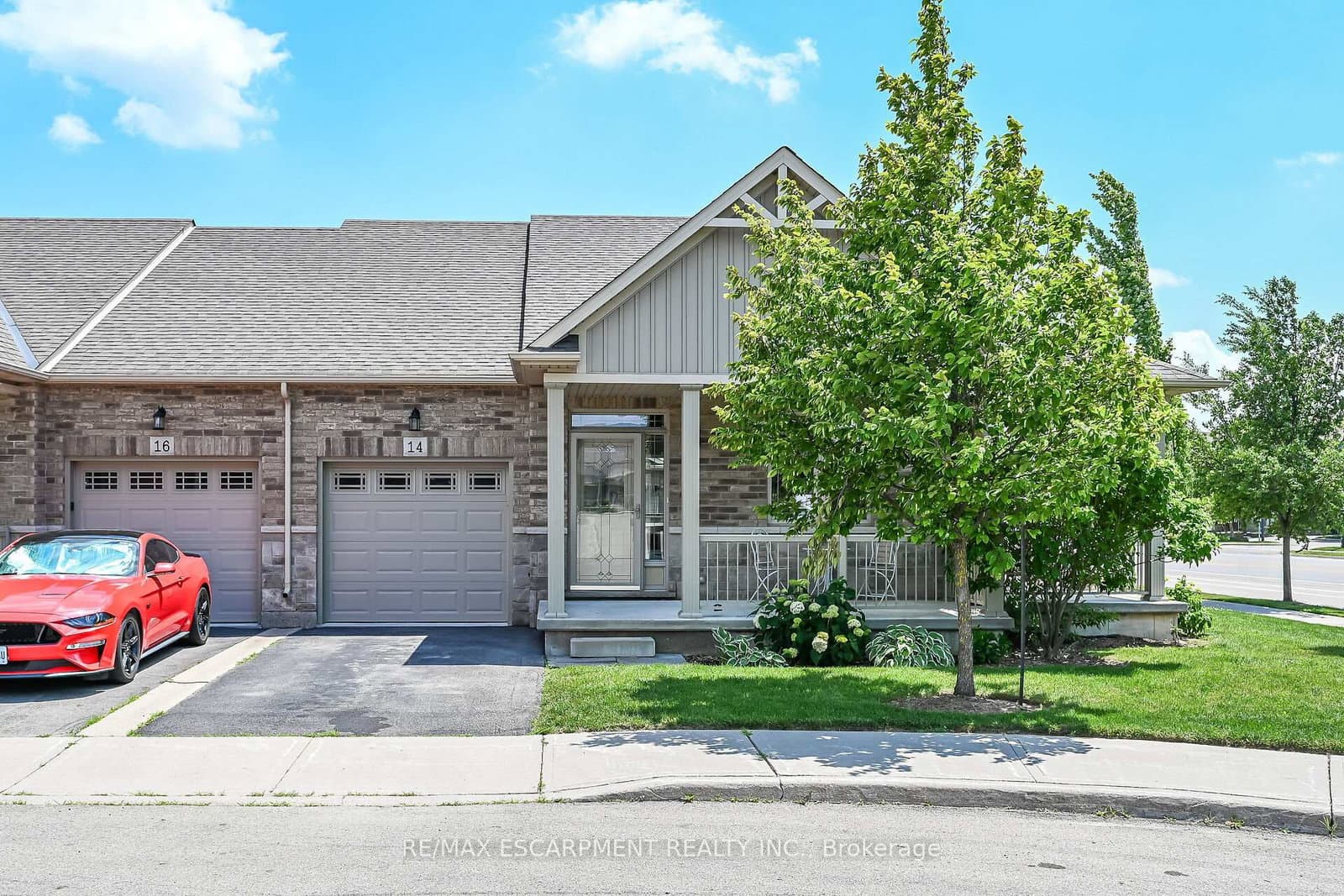 14 Ecker Lane - Image 1