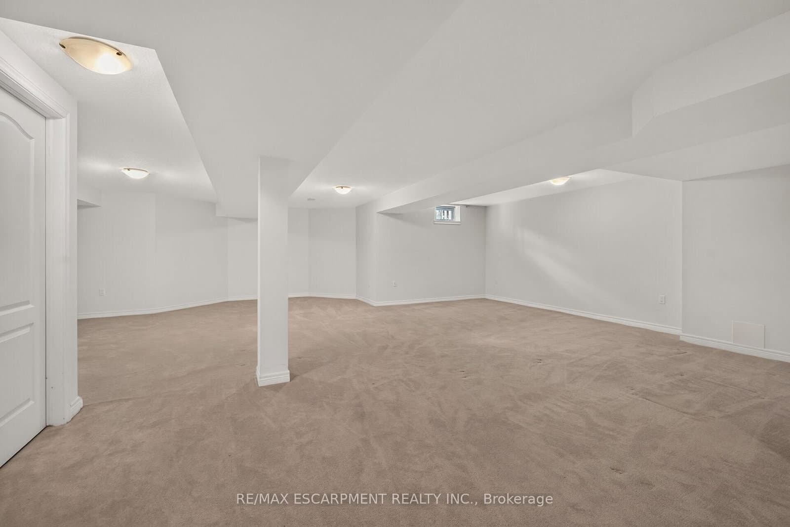 14 Ecker Lane thumbnail 35