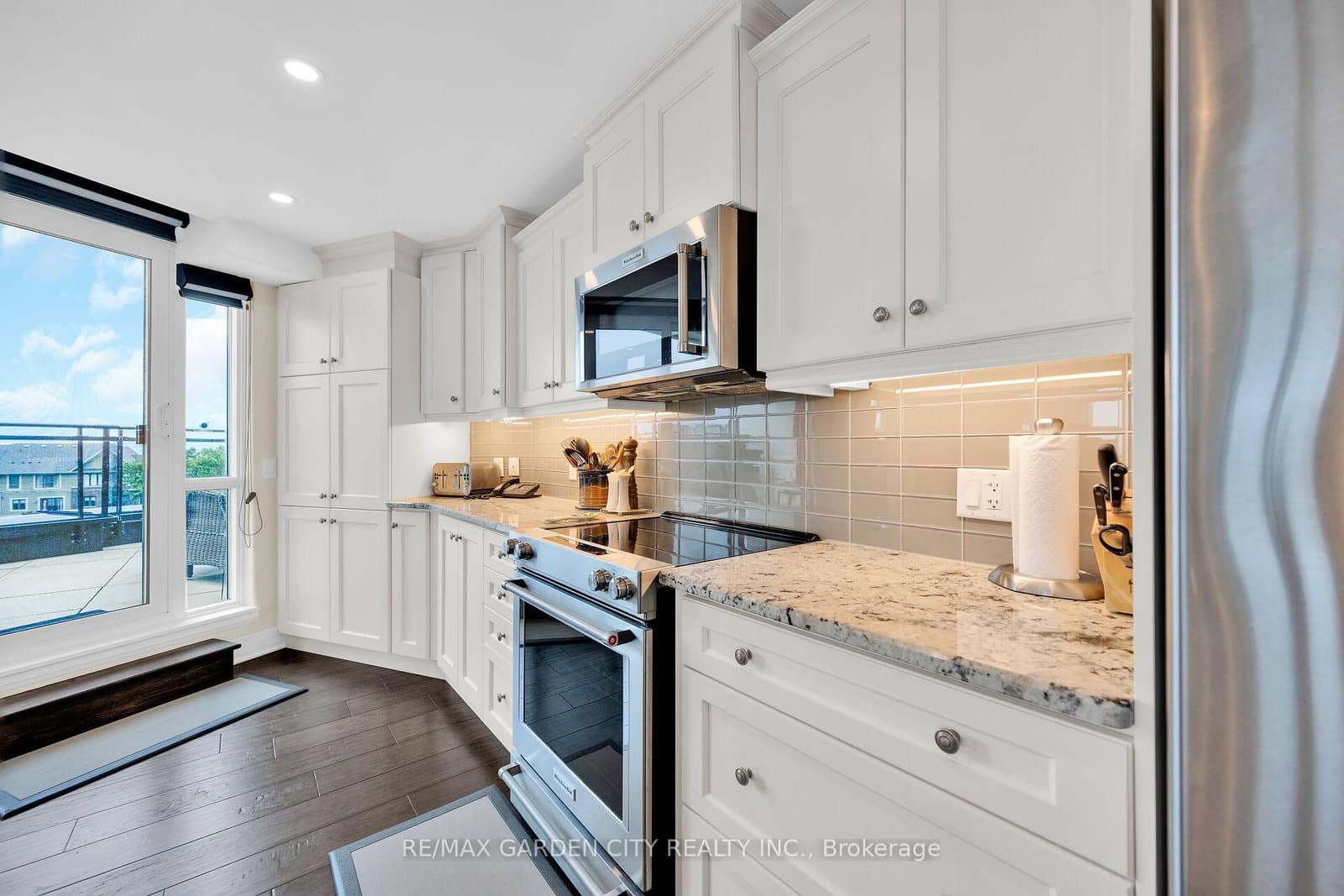 10 Concord Place, Unit 408 thumbnail 14