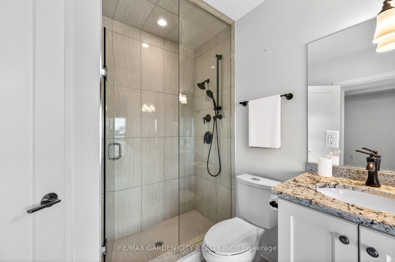 10 Concord Place, Unit 408 thumbnail 27