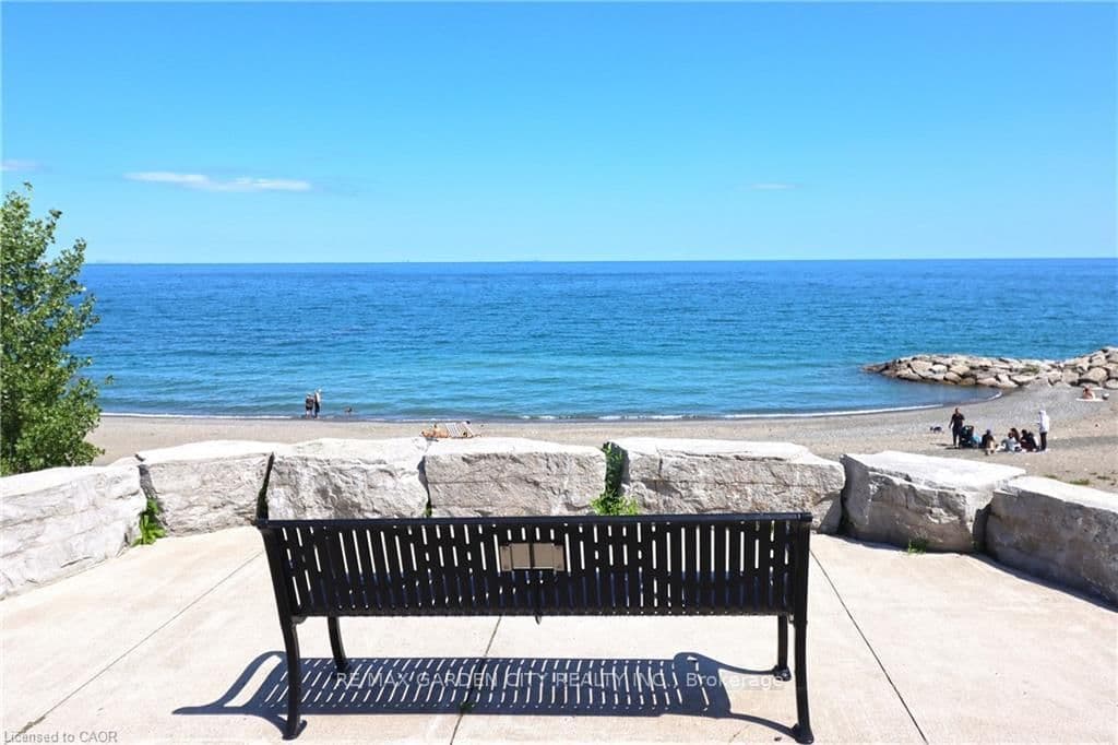 10 Concord Place, Unit 408 thumbnail 3