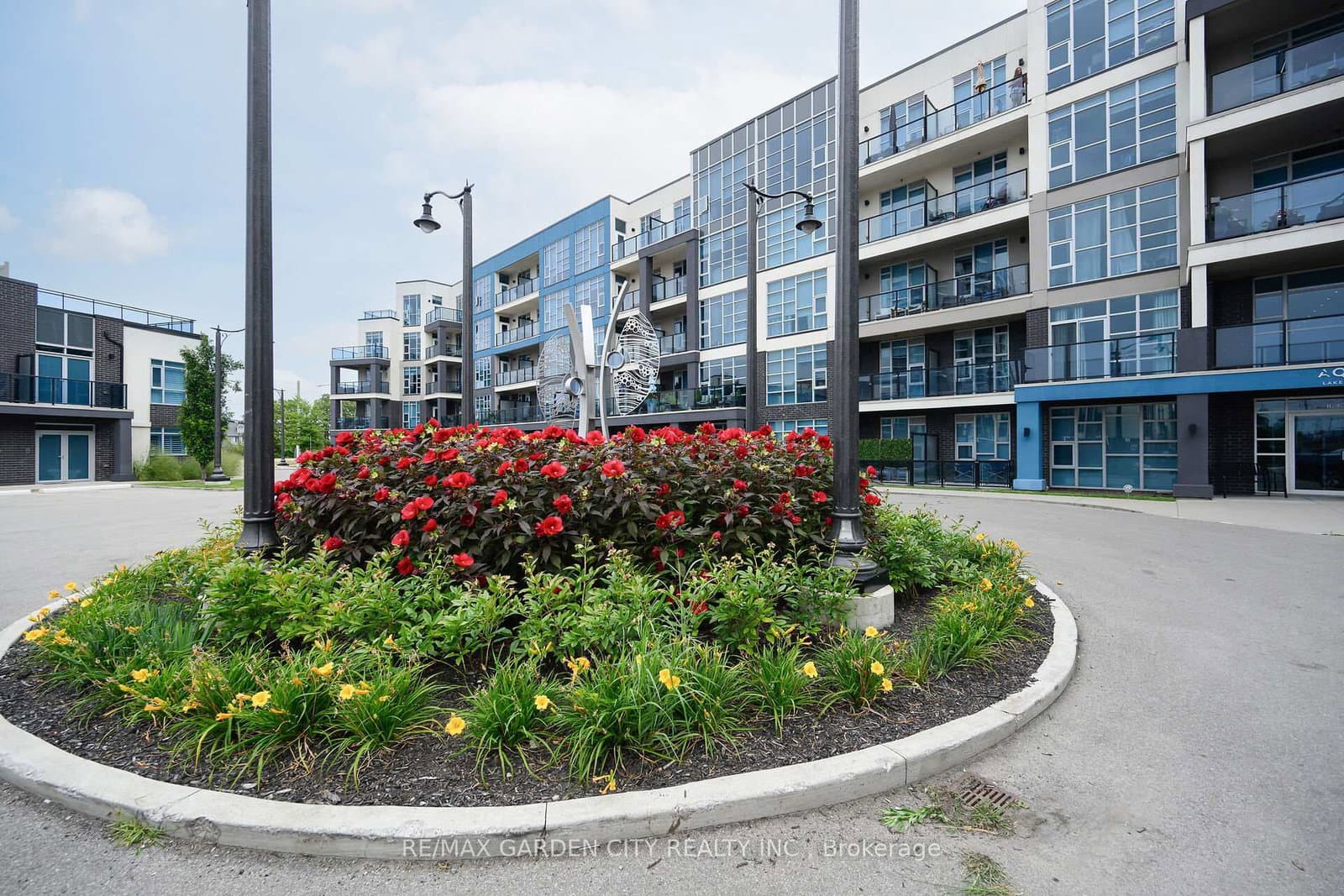 10 Concord Place, Unit 408 thumbnail 6