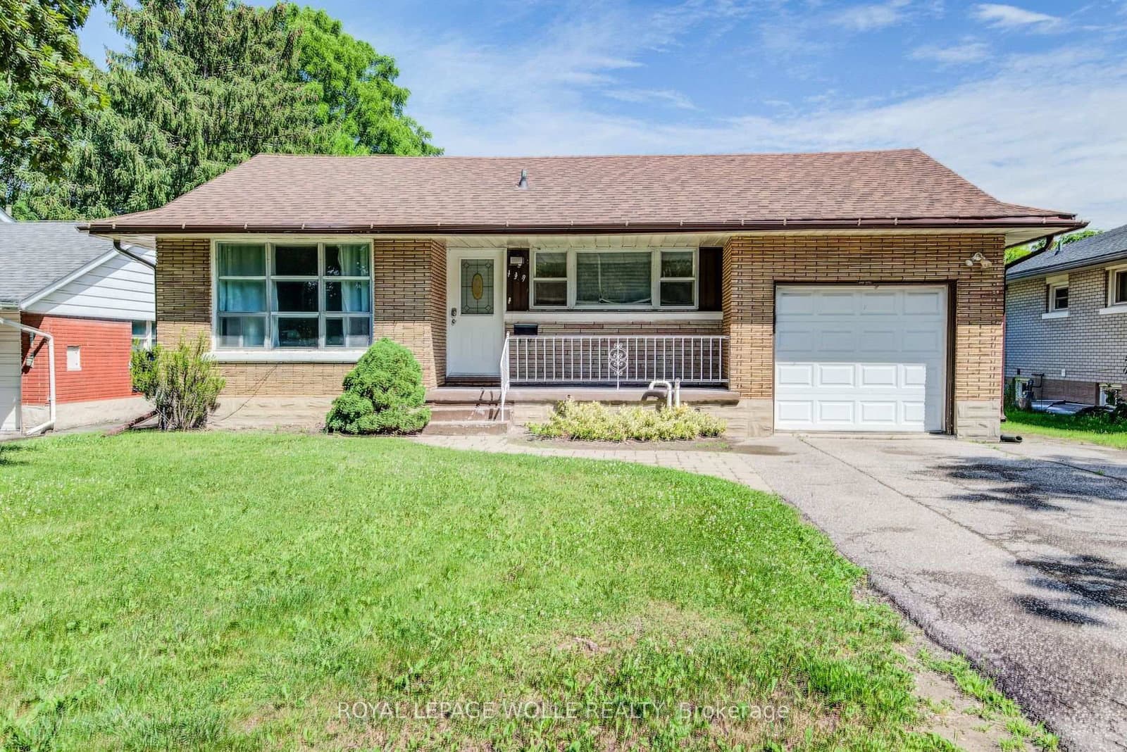 139 Elgin Crescent - Image 1