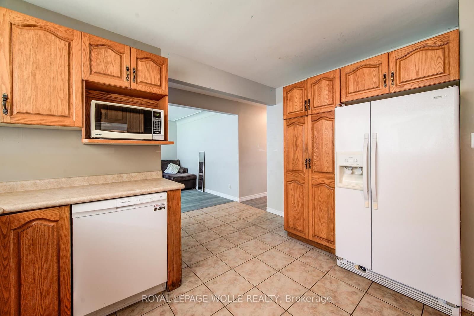 139 Elgin Crescent thumbnail 20