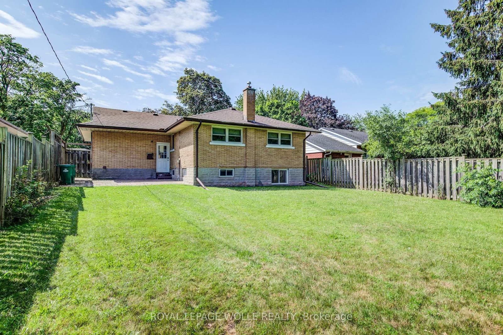 139 Elgin Crescent thumbnail 46