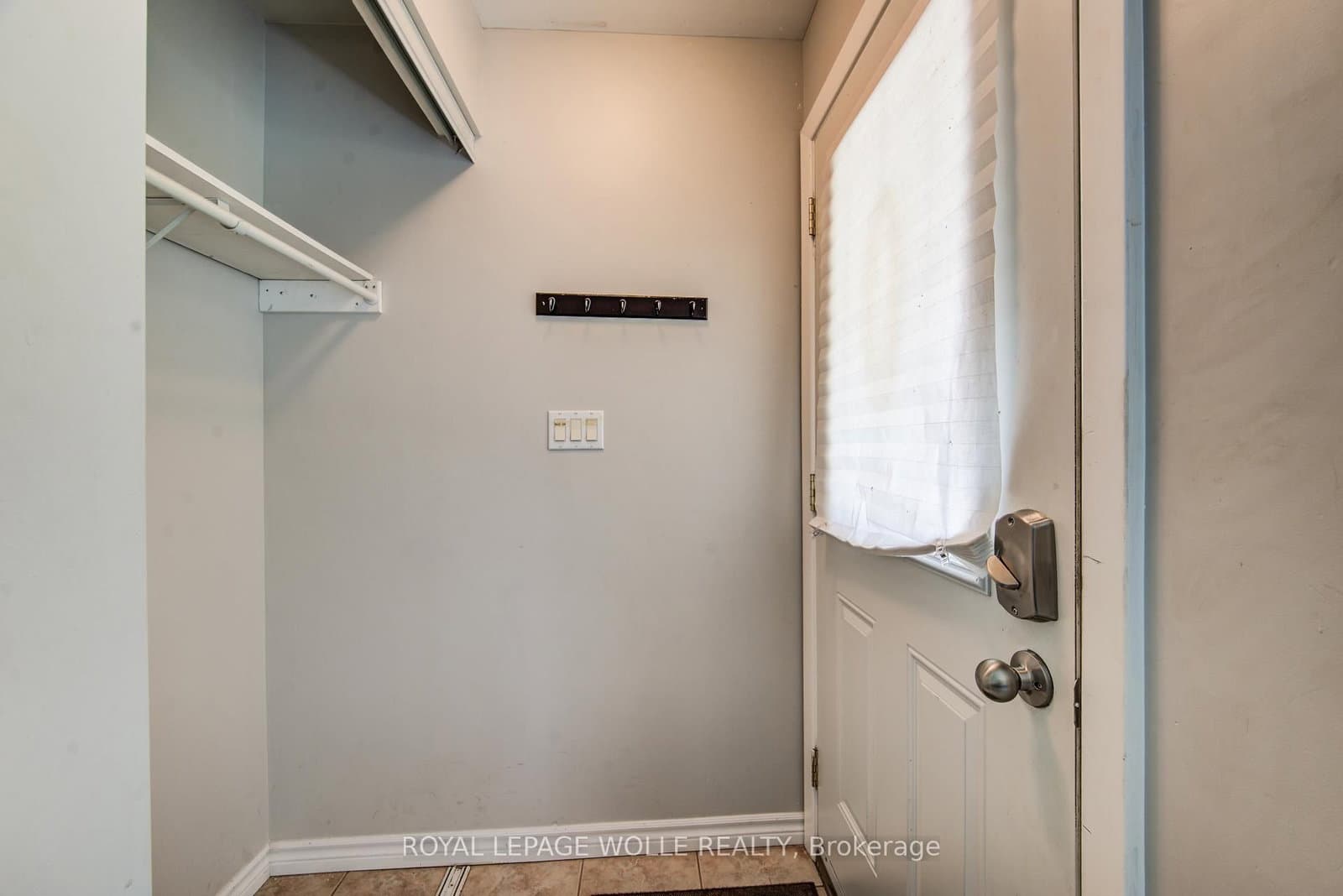 139 Elgin Crescent thumbnail 7