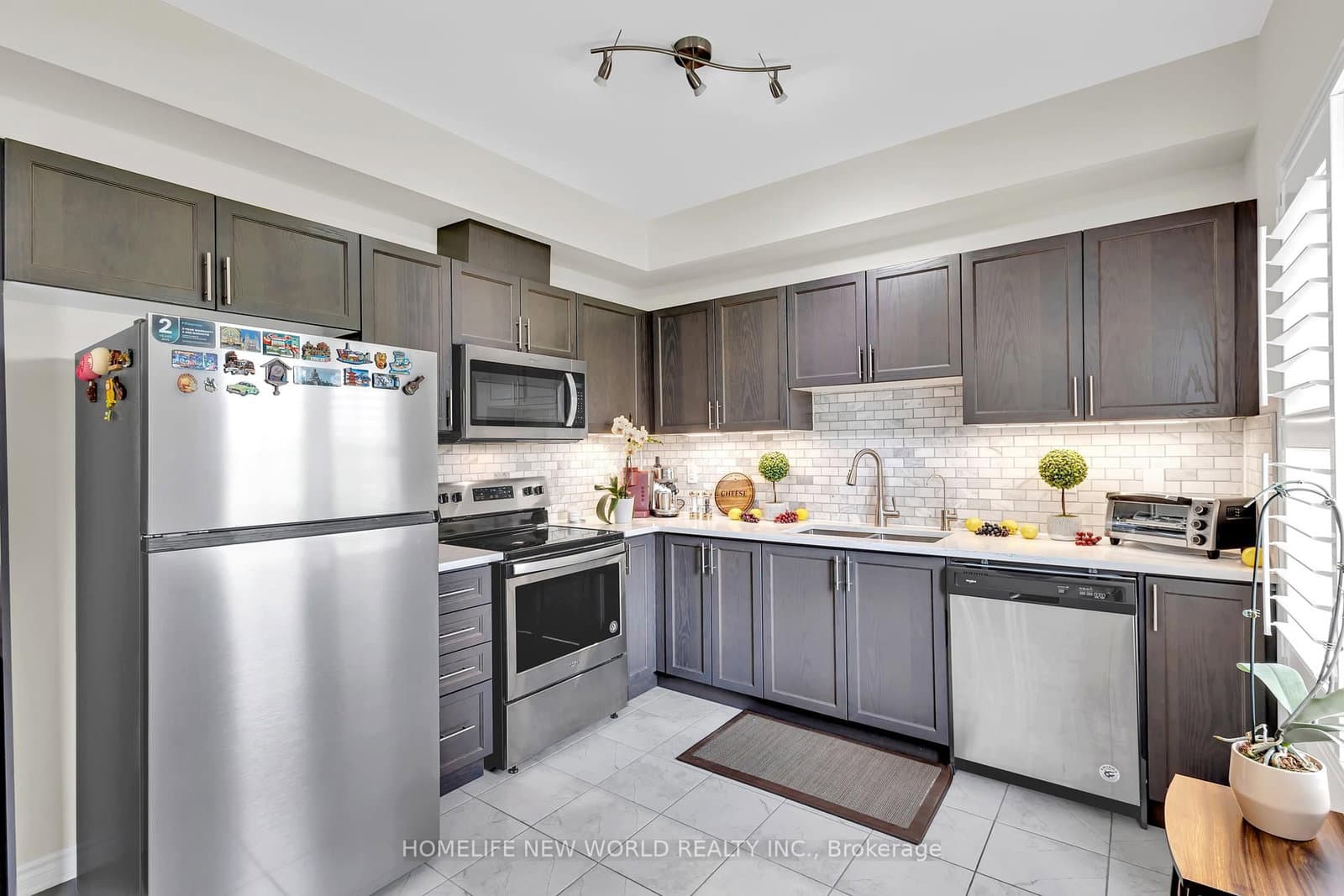 88 Decorso Drive, Unit 71 thumbnail 21