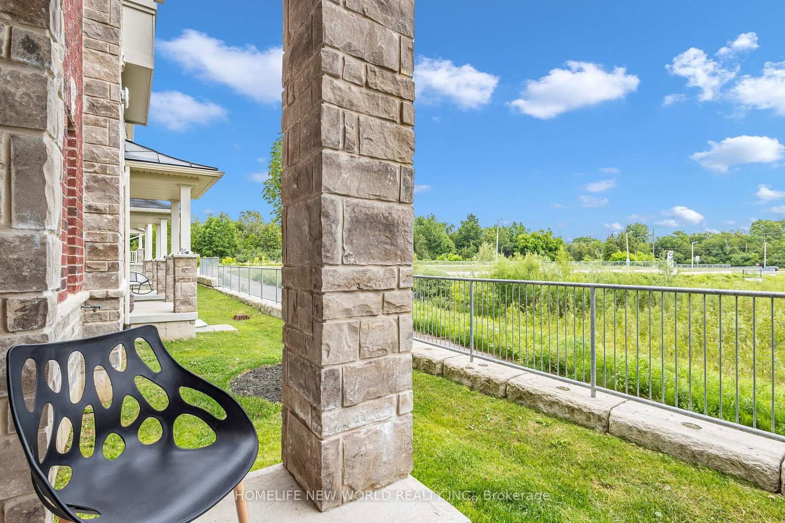 88 Decorso Drive, Unit 71 thumbnail 9