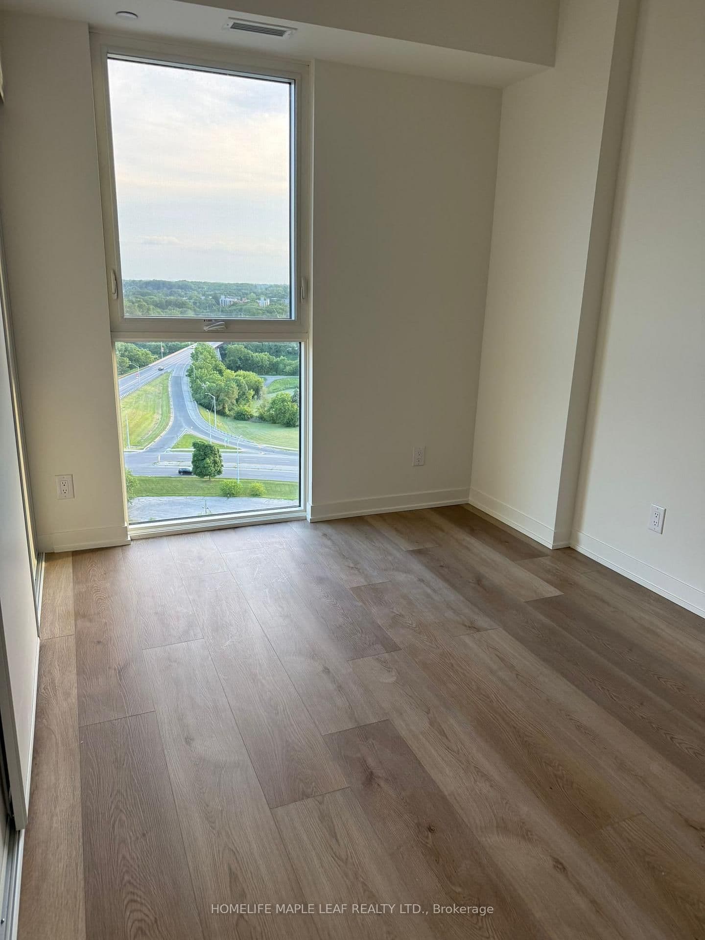 33 Erie Avenue, Unit 1509 thumbnail 12
